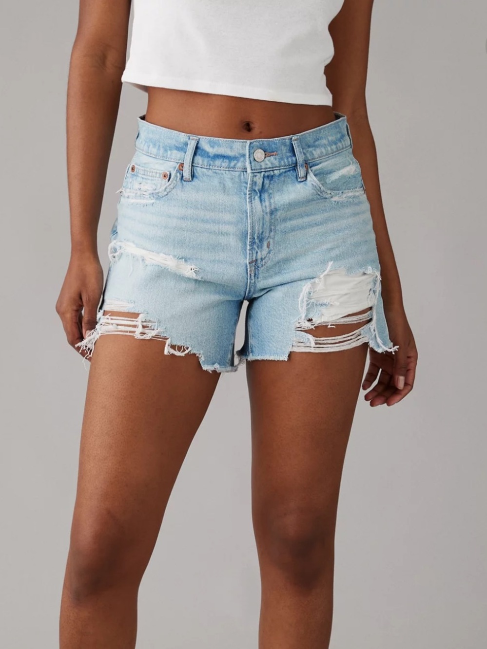 NWT American Eagle 90’s Boyfriend Light Blue Denim Shorts